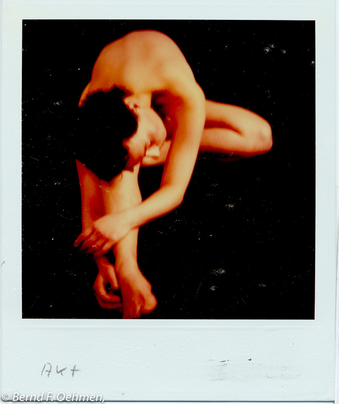Akt     SX-70 Print